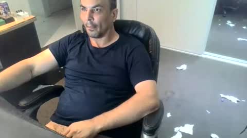 josh_aus333 online show from January 16, 3:32 pm