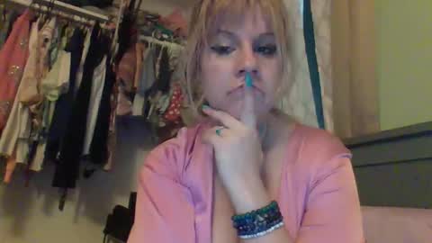 Lana Caruso online show from November 25, 2:10 am