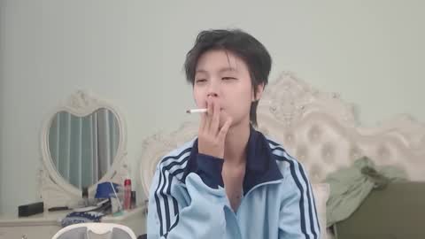 Snapshot of joycekay chatting on October 15, 3:10 am joycekay online show from October 15, 3:10 am