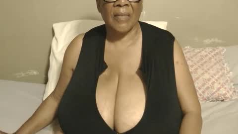 DairyQueen online show from March 5, 6:06 pm