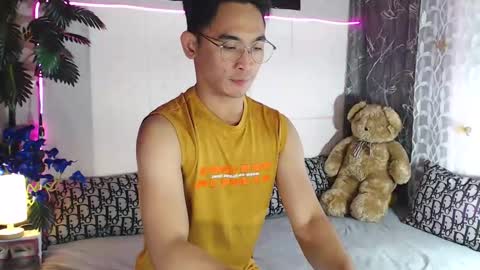 jp_horny1069 online show from March 12, 1:15 pm