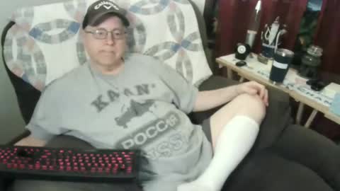 jpmel99 online show from February 18, 5:53 am