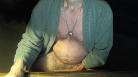 jt335577 online show from May 18, 3:27 am