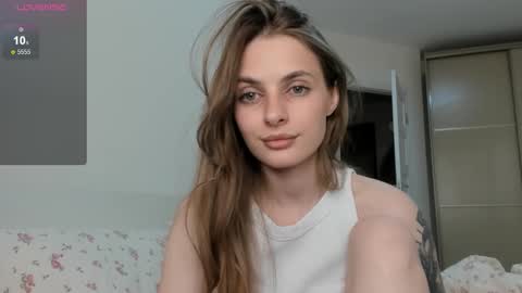 Julia and Julia online show from October 20, 10:09 am