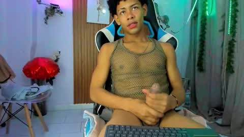 juan_contreras7 online show from September 30, 11:42 am