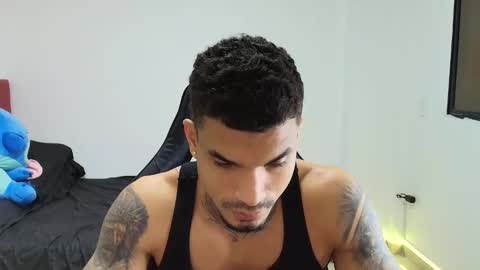 juan_gomez_1 online show from December 5, 12:43 am