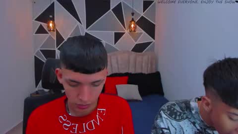 JuanSteven online show from December 2, 4:32 am