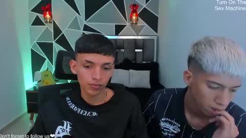 JuanSteven online show from April 14, 1:20 am