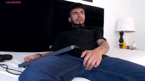 juancamilo66_ online show from February 26, 3:57 am