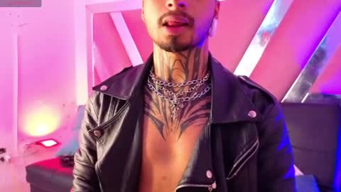 juancamilo66_ online show from June 3, 2:55 pm