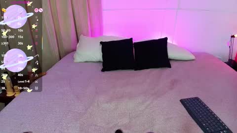 Blue online show from November 26, 4:37 pm