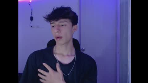 juanmres online show from December 22, 6:25 pm