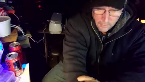 Snapshot of jubitz chatting on December 10, 2:48 am SMALLZ online show from December 10, 2:48 am