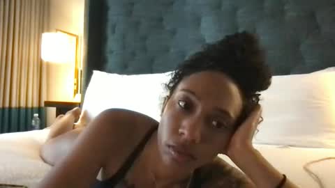 juicijazzi online show from April 4, 1:12 am