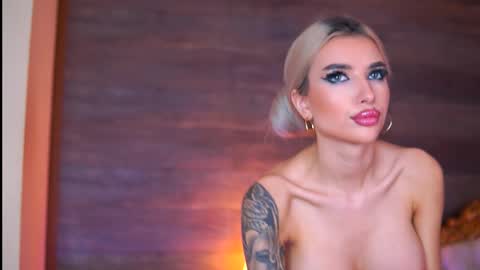 Jessye online show from October 31, 9:37 pm