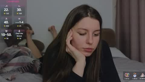 laura online show from April 7, 2:19 pm