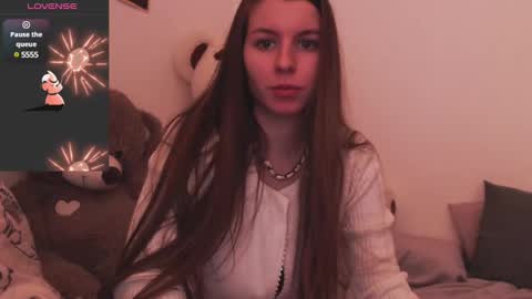 laura online show from January 24, 3:45 pm