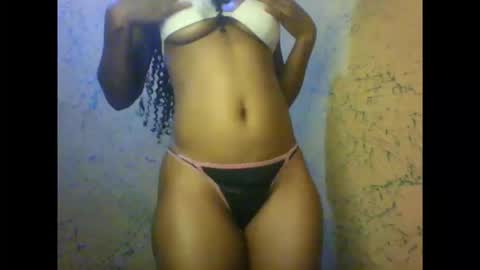 juicypiexx online show from October 28, 11:17 pm