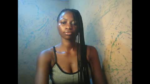 juicypiexx online show from October 4, 11:57 pm
