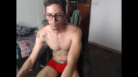 Julfigo online show from March 19, 8:14 pm