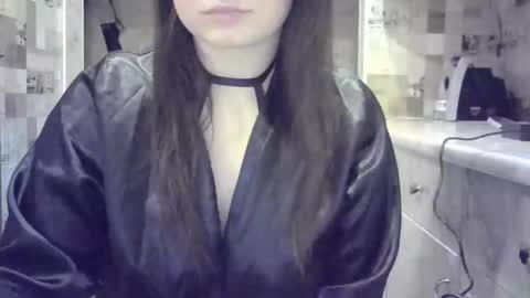 julia69009 online show from December 18, 12:10 am