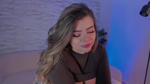 Julia Belle online show from November 20, 10:51 pm