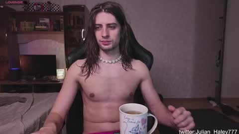 julian_cassablanca online show from March 10, 1:21 am