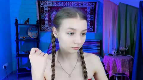 juliedaniel online show from September 29, 8:13 am