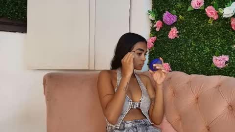 Juli online show from November 4, 8:10 pm