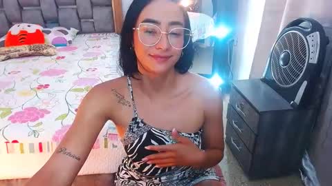 julieta art1 online show from February 13, 1:40 am