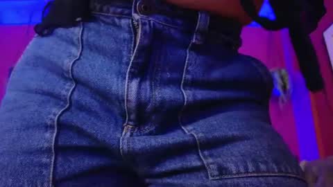  Julieta  online show from February 3, 11:47 am