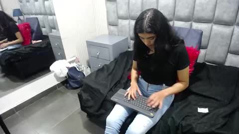 Julieta online show from January 14, 6:27 pm