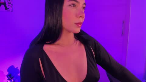 Julieta  online show from December 6, 9:51 pm