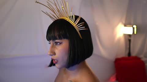 julietawinona online show from January 26, 9:51 pm