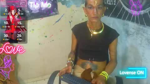 Julieth Wolf online show from October 16, 4:45 am