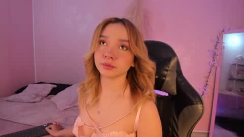 Julieth online show from July 14, 10:26 pm