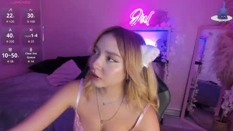 Julieth online show from February 23, 10:45 pm