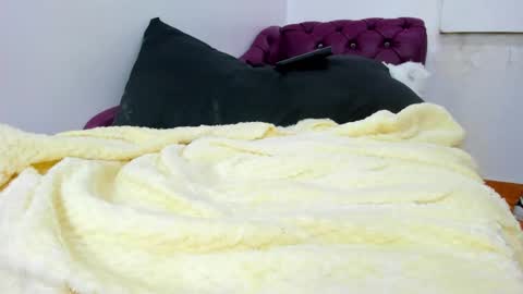 juliett online show from February 26, 6:48 pm