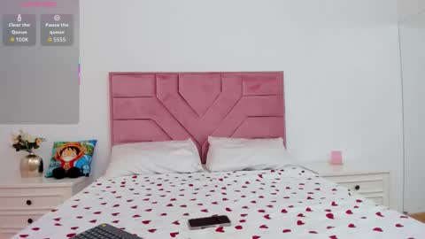 julietteroberts online show from October 28, 8:10 pm