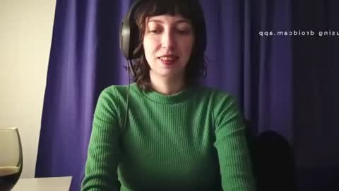 julietxxx03 online show from July 5, 5:36 am