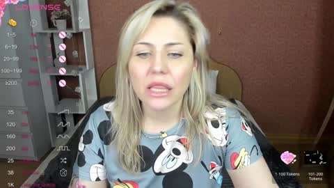 Jully online show from January 18, 4:37 am