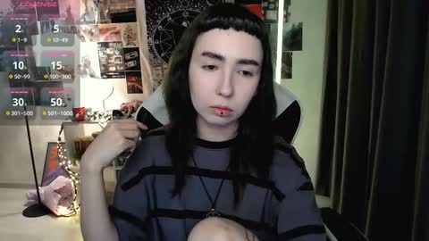 Baroness Von Cringe online show from November 8, 3:59 pm