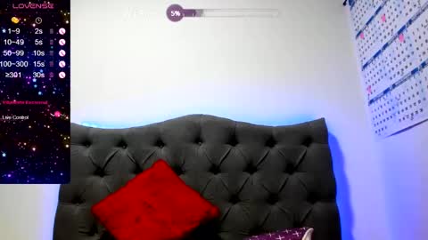 Julya Smith online show from December 19, 5:18 pm