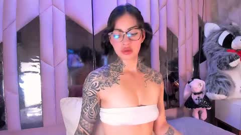 junecollins online show from May 17, 2:04 pm