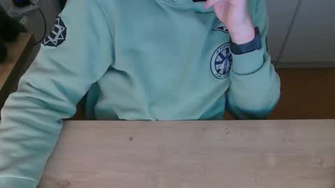 junk2711 online show from March 14, 6:01 pm