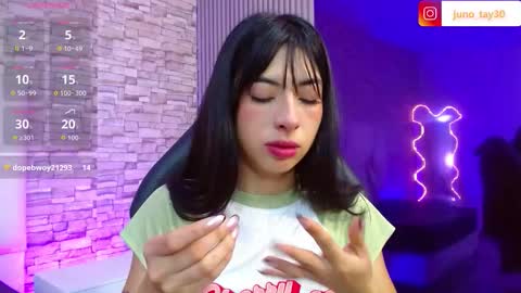 JUNO online show from November 20, 12:04 pm