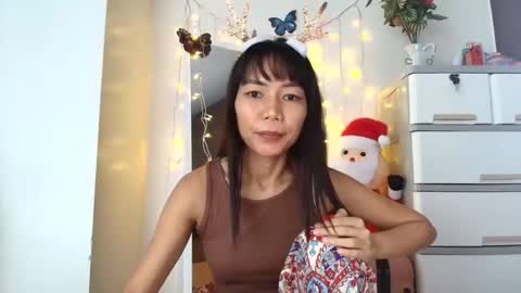 junovaughn online show from December 15, 1:01 am