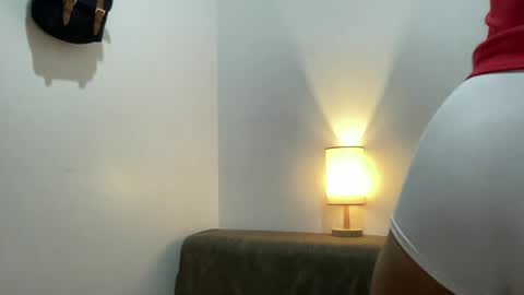 junovaughn online show from June 22, 12:12 pm