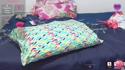 jupiter_3333 online show from March 27, 5:14 pm