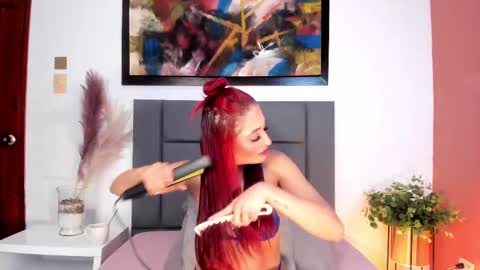 Jupiter Fox online show from September 25, 1:56 am